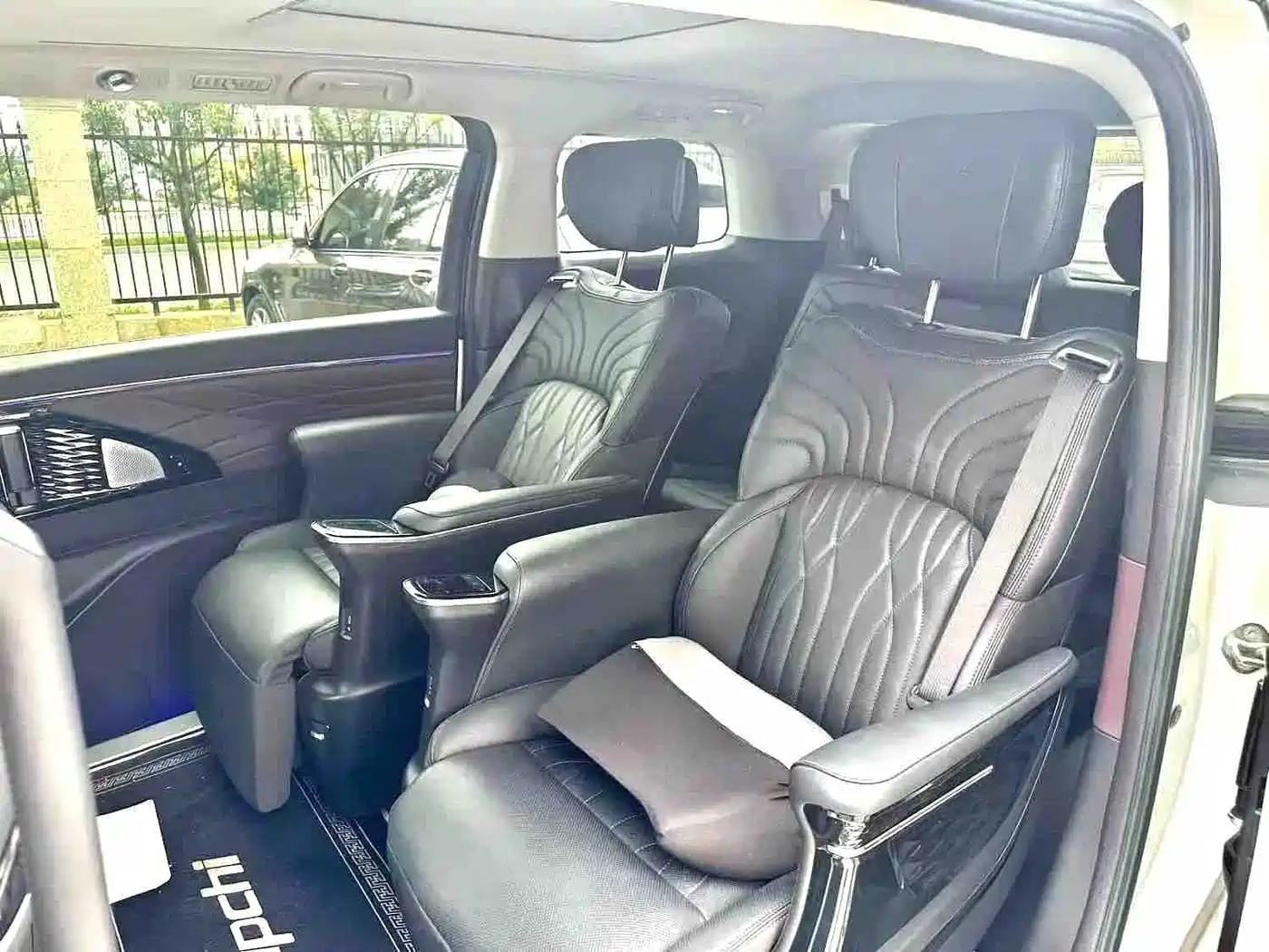 GAC Trumpchi Trumpchi M8 2024 Master Series 400T Ultimate Edition фото 5