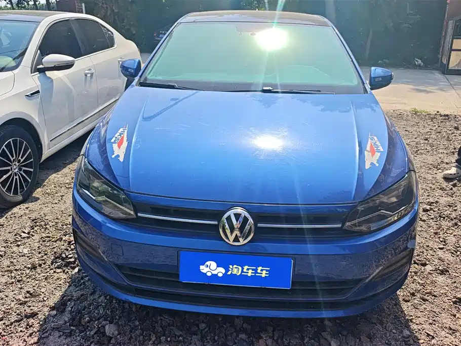 Volkswagen Polo 2019 Plus 1.5L Automatic Panorama Enjoyment Edition фото 2