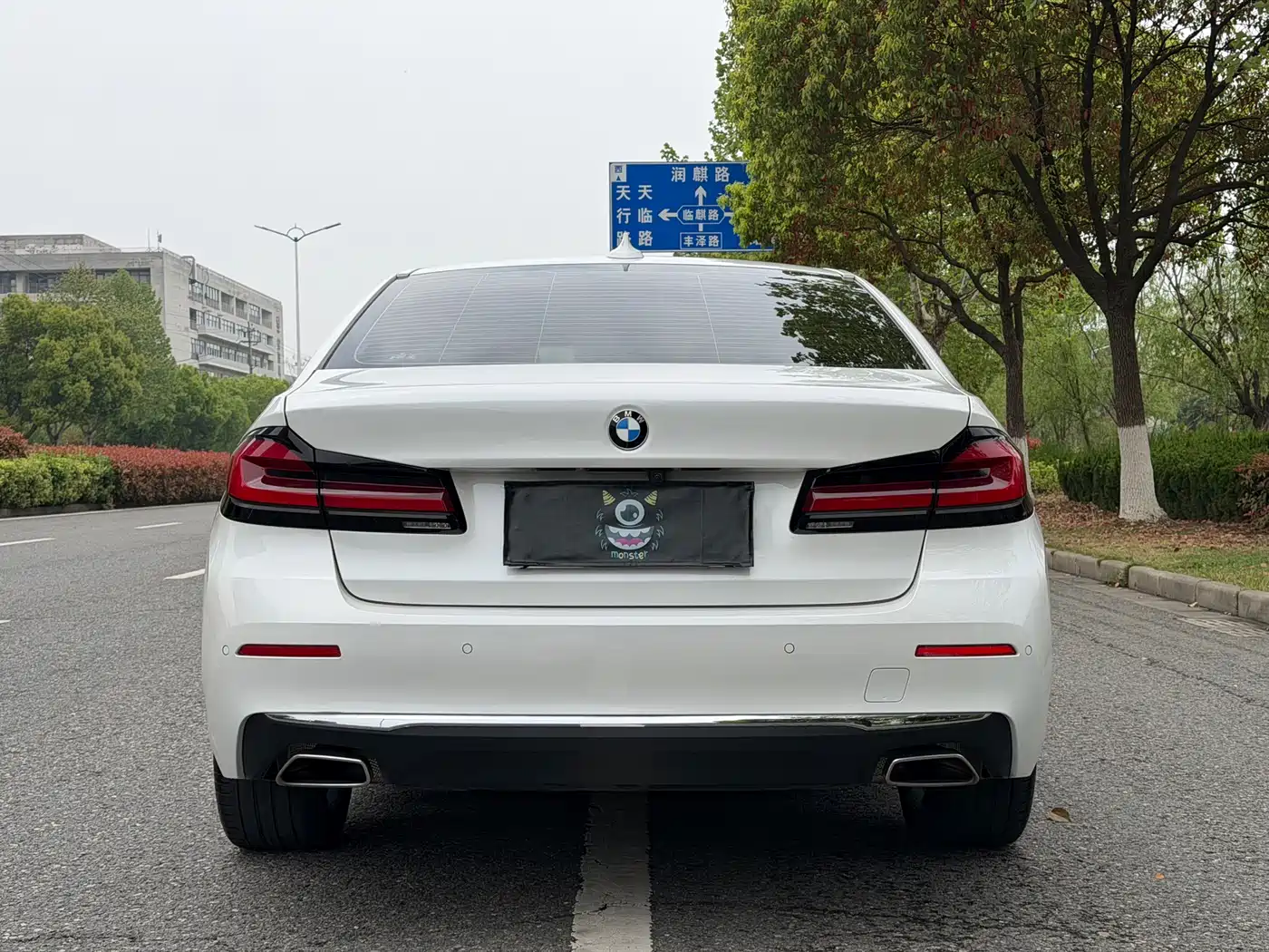 BMW 5-SERIES