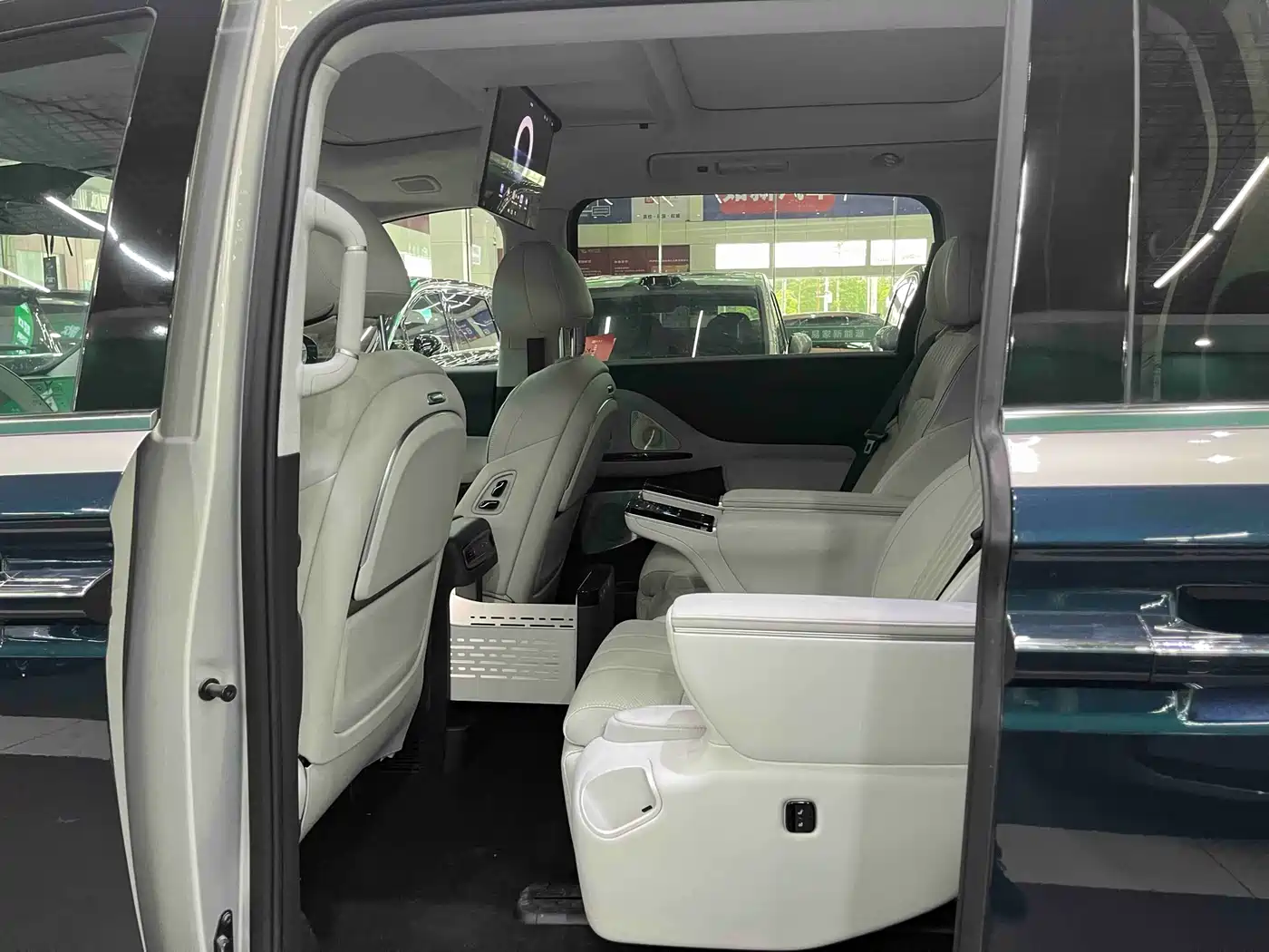 Voyah Auto Voyah Dreamer 2025 EV AWD Flagship Qiankun Edition фото 7