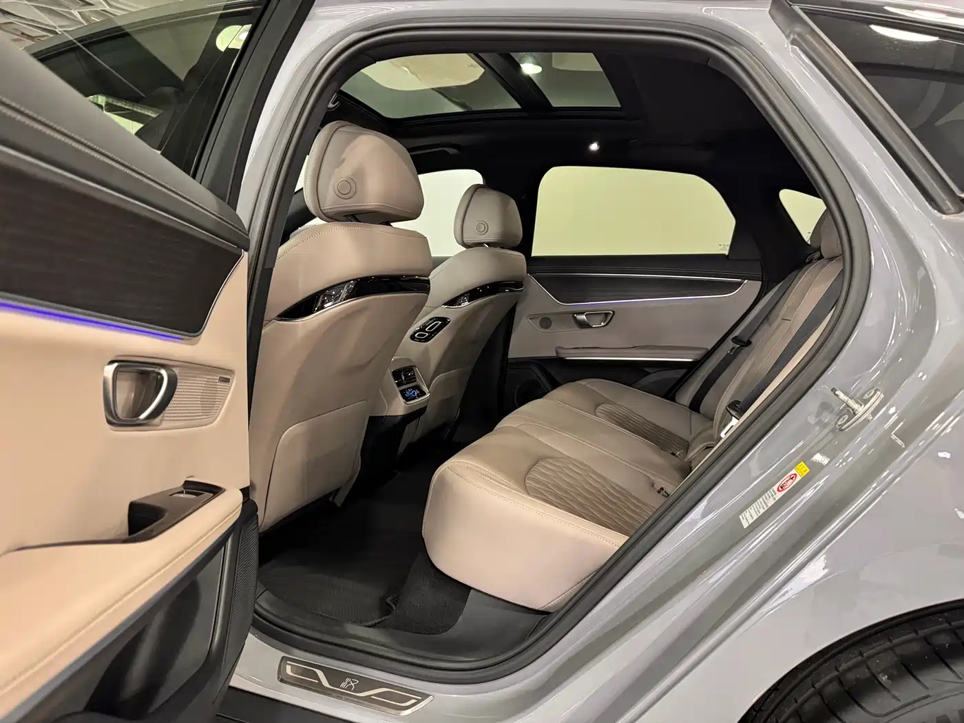BYD Han 2025 DM-i 125KM LiDAR Smart Driving фото 10