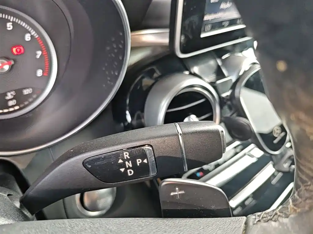 Mercedes-Benz GLC 2016 GLC 200 4MATIC фото 14