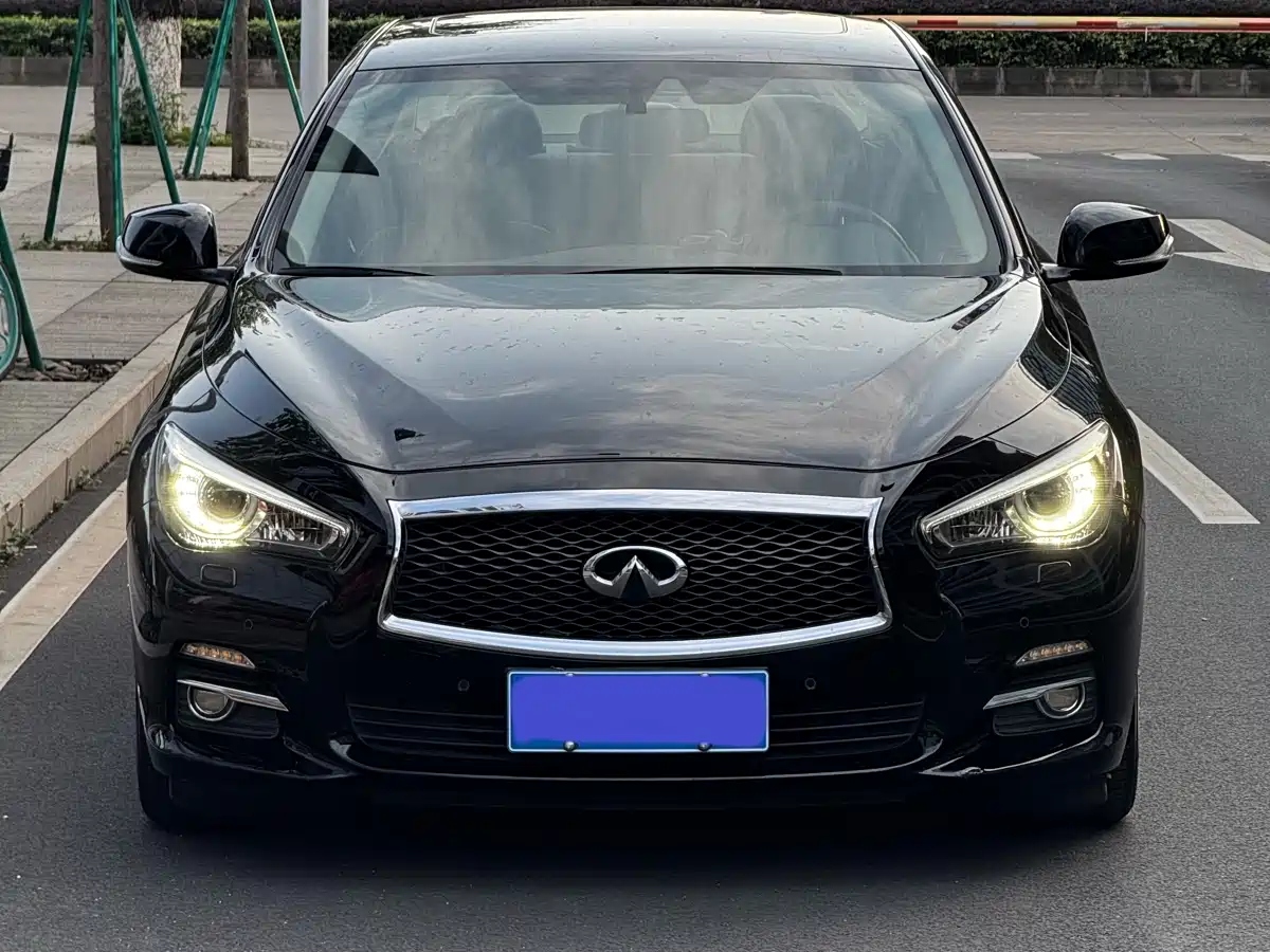 Infiniti Q50 2017 2014 3.7L Comfort Edition