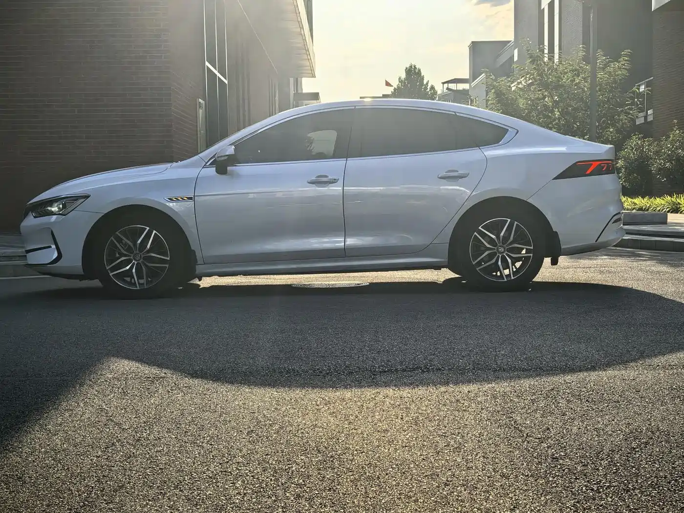 Фото 8 - BYD Qin PLUS
