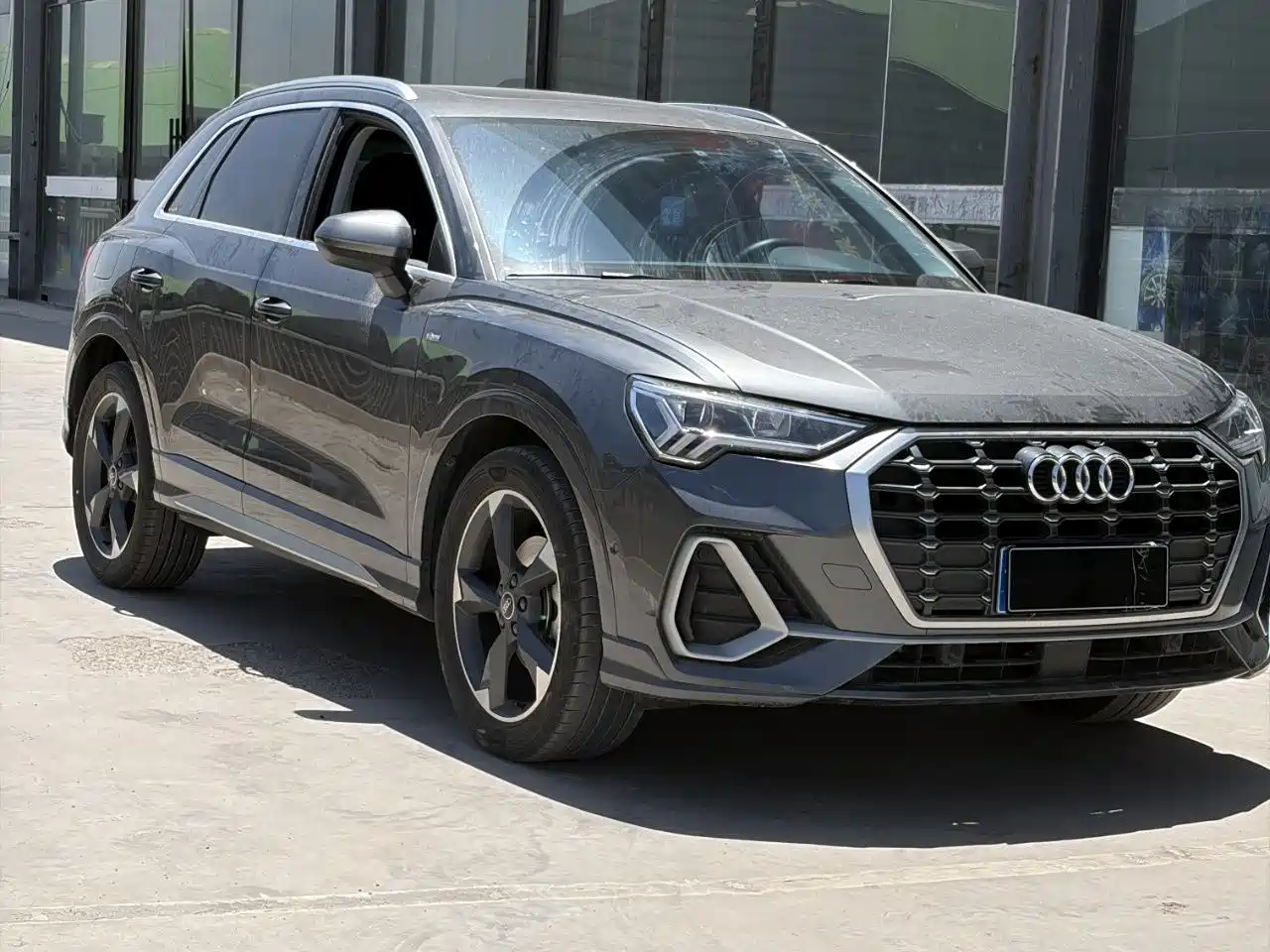 Audi Q3 2022 35 TFSI Fashion Dynamic фото 3