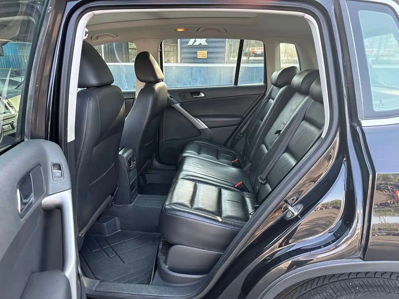 Volkswagen Tiguan 2012 2.0TSI Automatic 4WD Elite Edition фото 9
