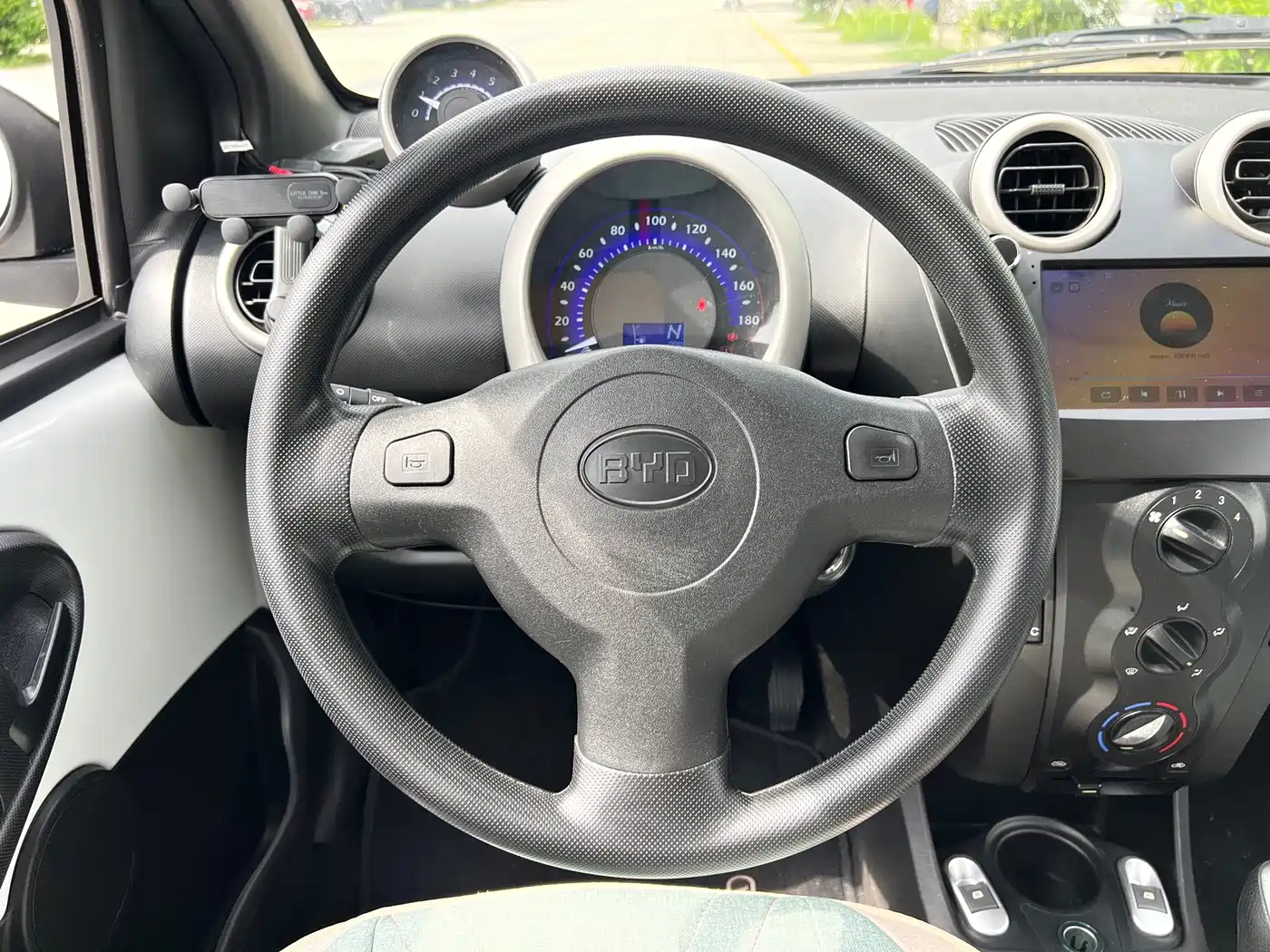 BYD F0 2015 1.0L AMT Xuan Cool Edition фото 14