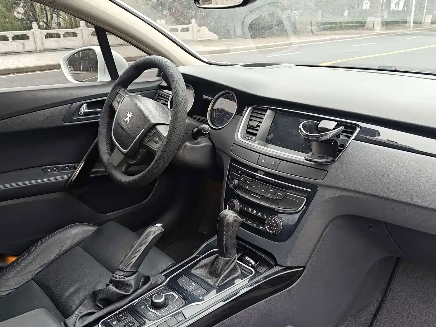 Peugeot 508 2013 2013 2.3L Roland Garros Edition