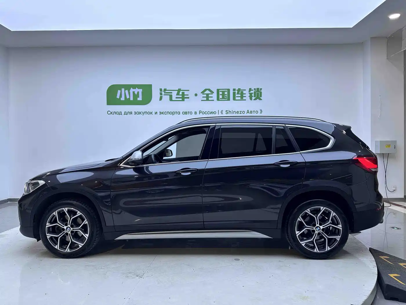 BMW X1 2022 sDrive20Li Premium фото 7