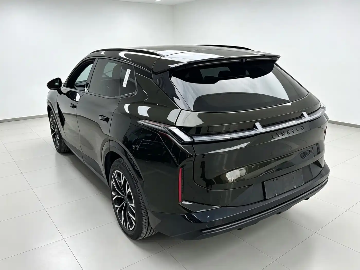 Lynk & Co 08, миниатюра 4