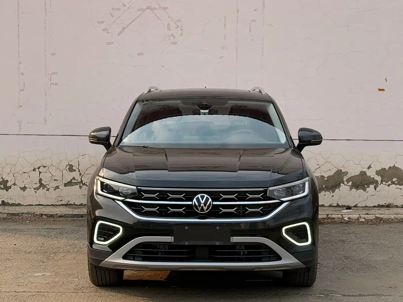 Volkswagen Tayron 2023 280TSI 2WD Luxury Plus Advanced Edition фото 2