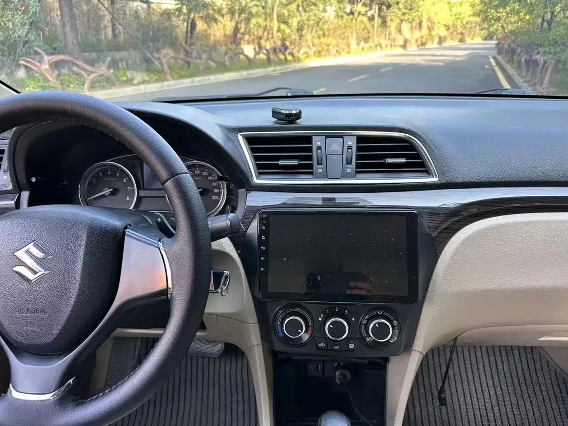 Suzuki Alivio 2016 2015 1.6L Automatic Comfort