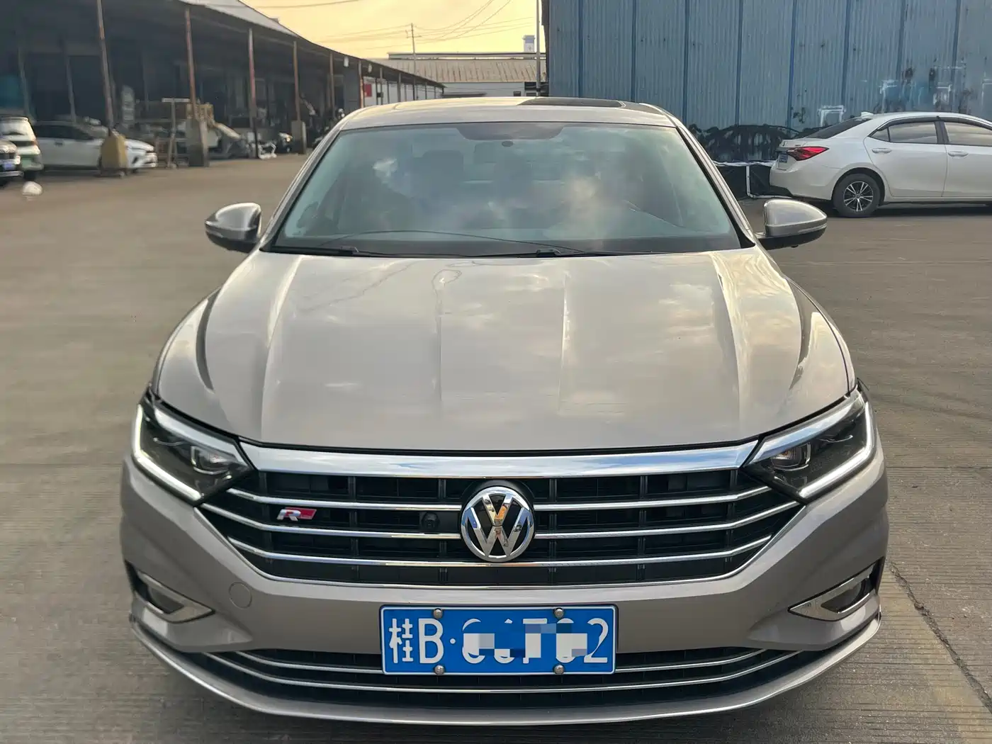 Volkswagen Sagitar 2021 280TSI DSG 30th Anniversary Edition фото 2
