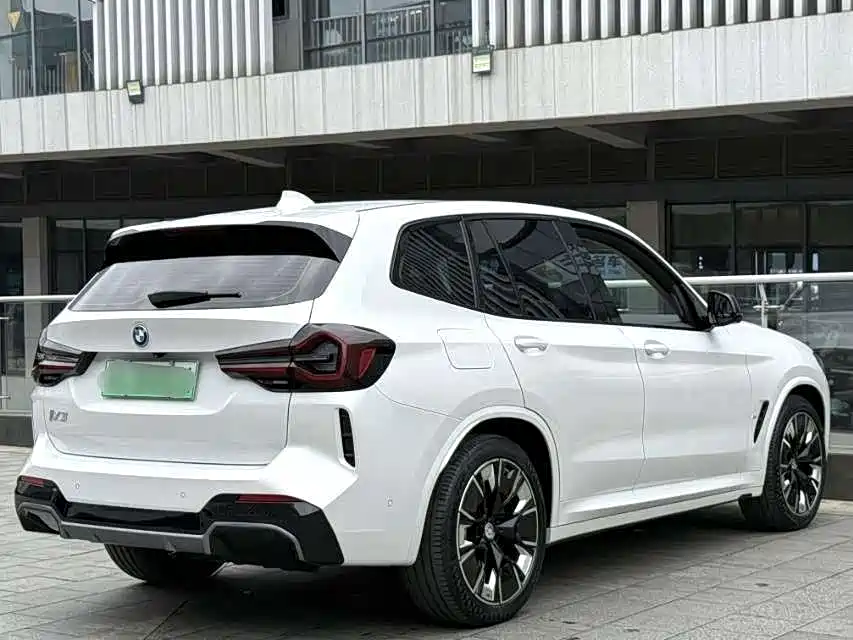 BMW iX3 2022 Innovation Leader фото 7