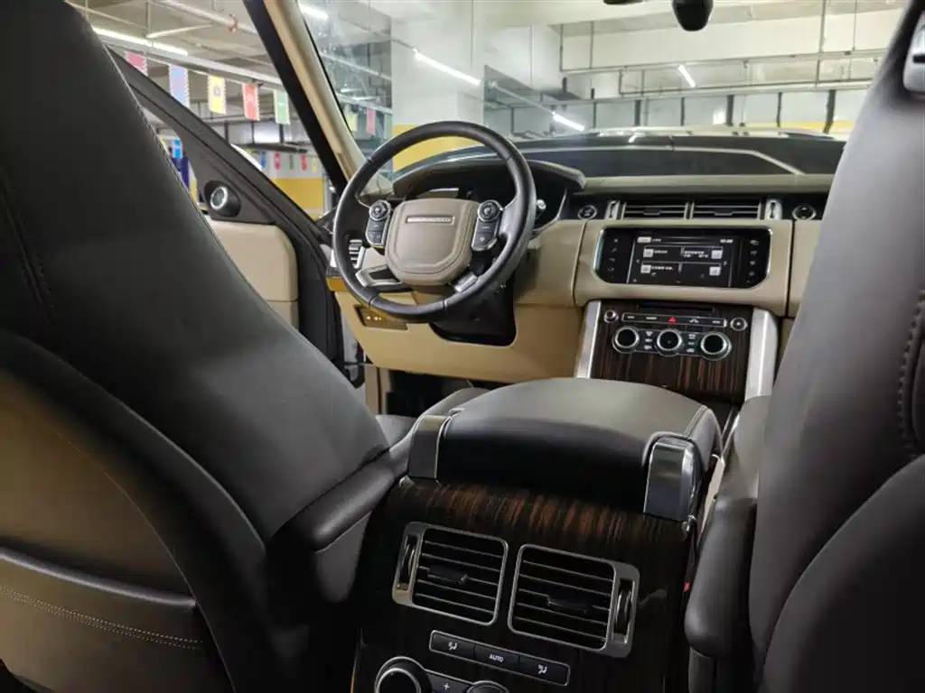 Land Rover Range Rover 2017 3.0 SC V6 Vogue фото 16