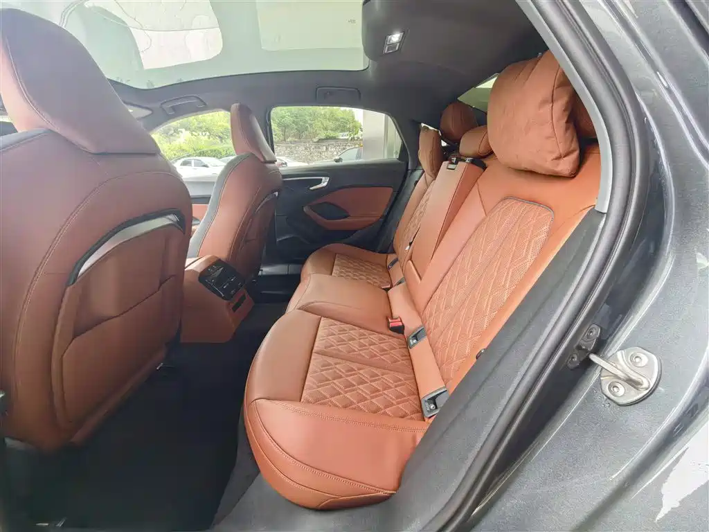 Audi A5L 2026 2.0T Sport Edition фото 6