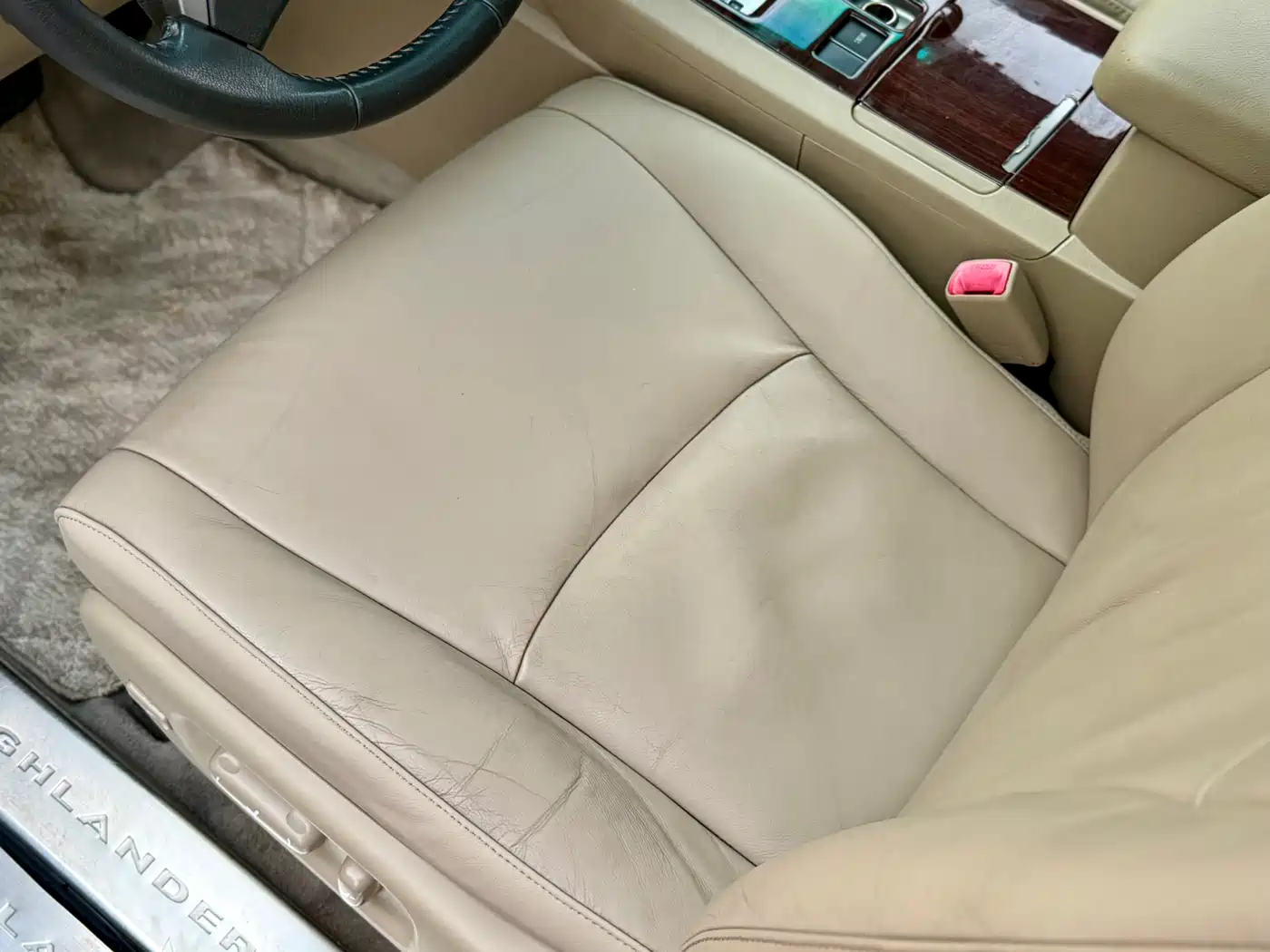 Toyota Highlander 2011 2.7L 2WD 7-seat Luxury фото 9