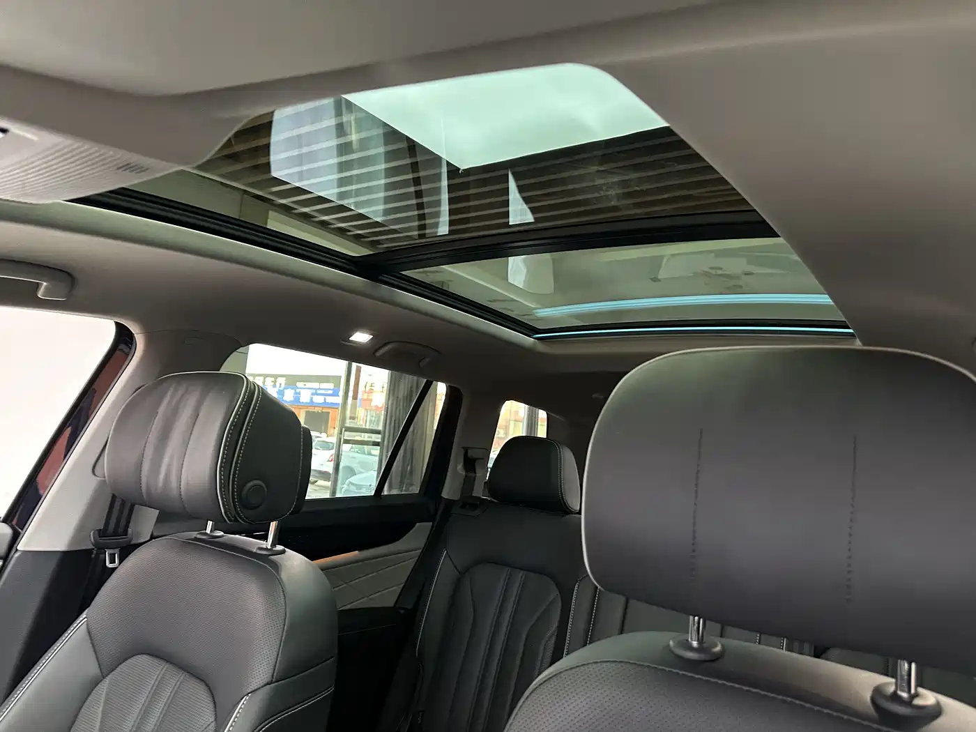 Volkswagen Teramont 2023 380TSI AWD Exclusive Luxury Edition фото 19