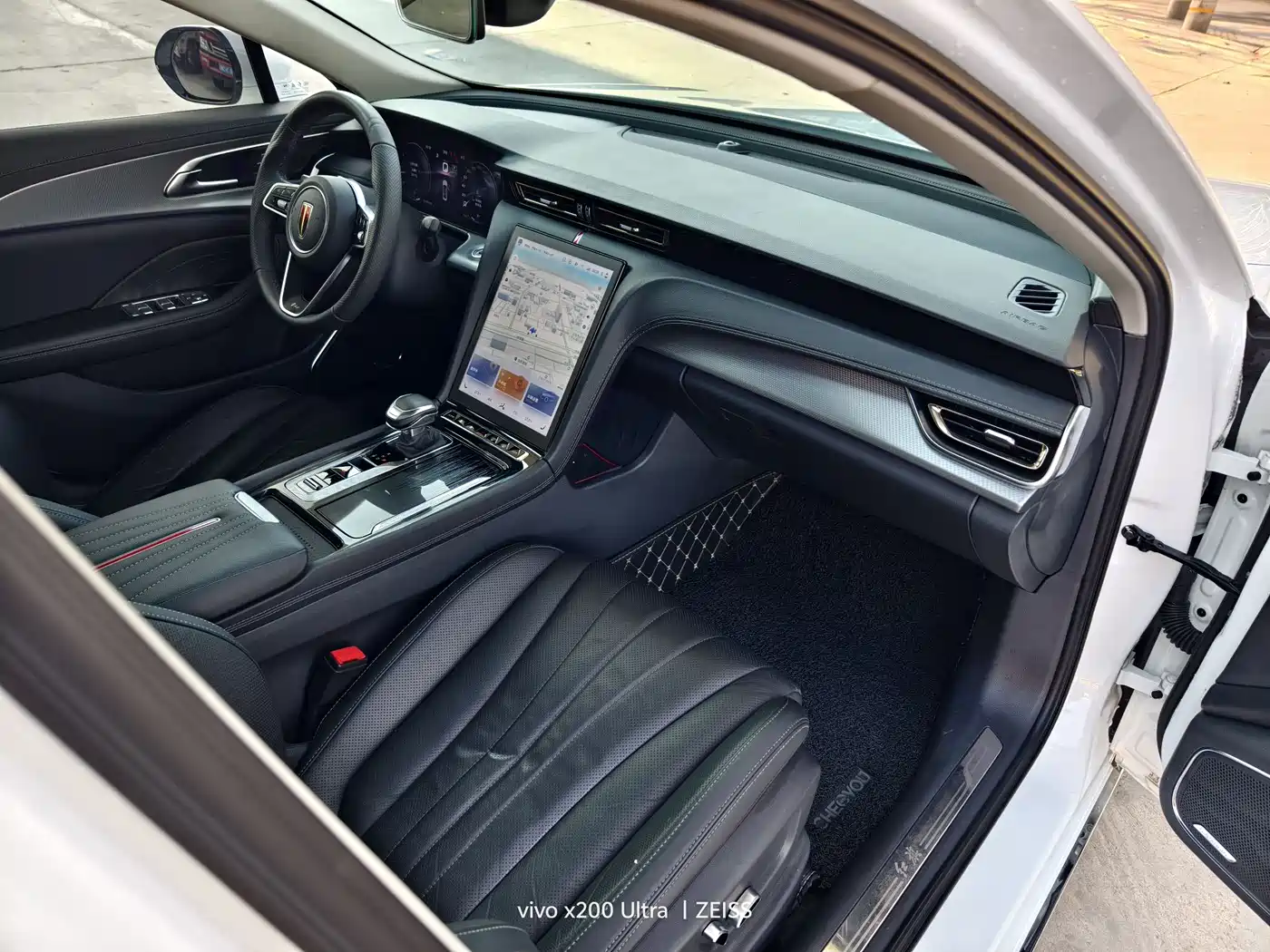 Hongqi H5 2023 2.0T Auto Smart Connect Flag Comfort фото 9