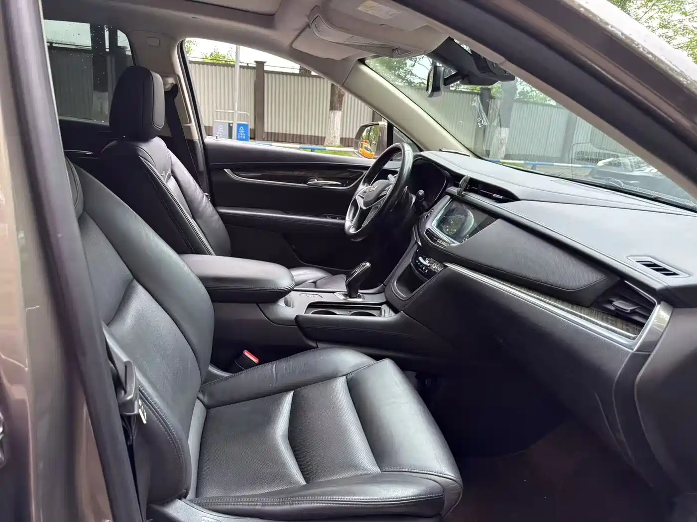 Cadillac XT5 2017 Anniversary Edition 28T 4WD Luxury фото 4
