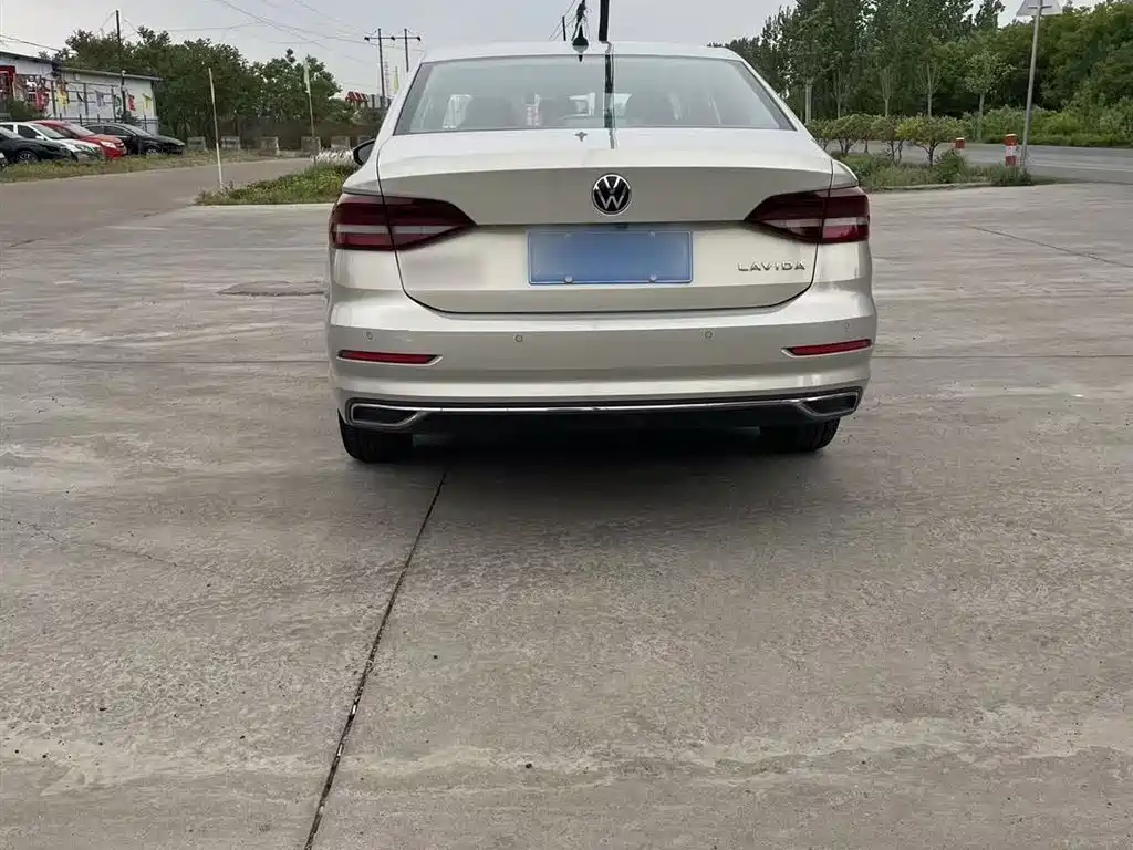 VOLKSWAGEN LAVIDA