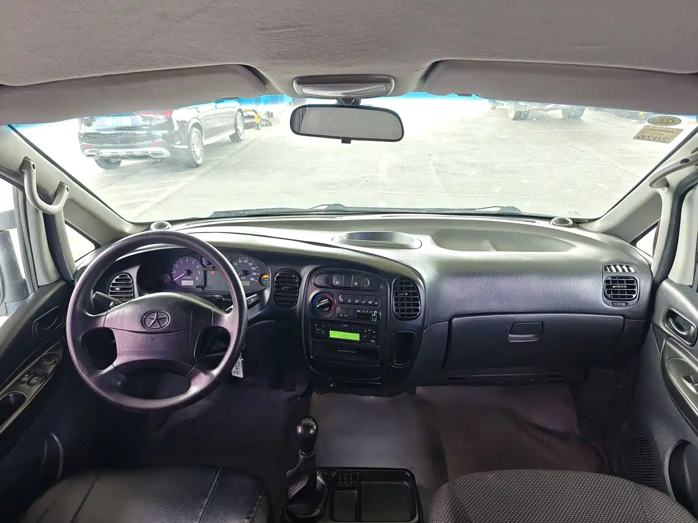 JAC Motors Refine 2015 2015 2.0L Shuttle Gasoline Long Wheelbase Standard HFC4GA3-3D
