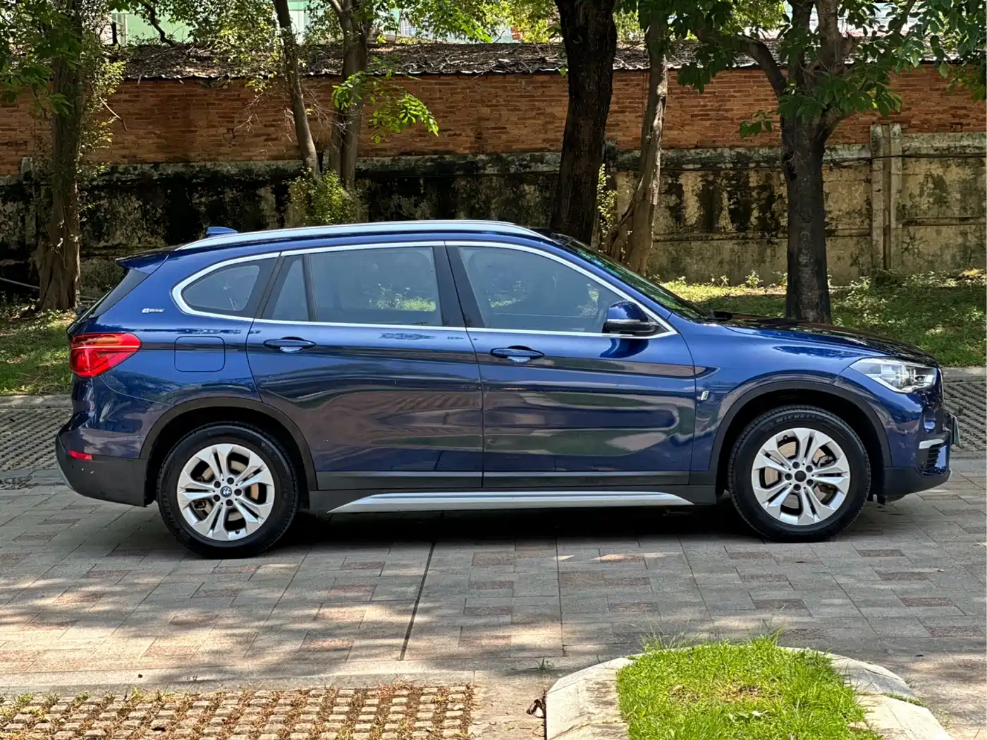 BMW X1 New Energy 2019 xDrive25Le Range Upgrade Edition фото 8