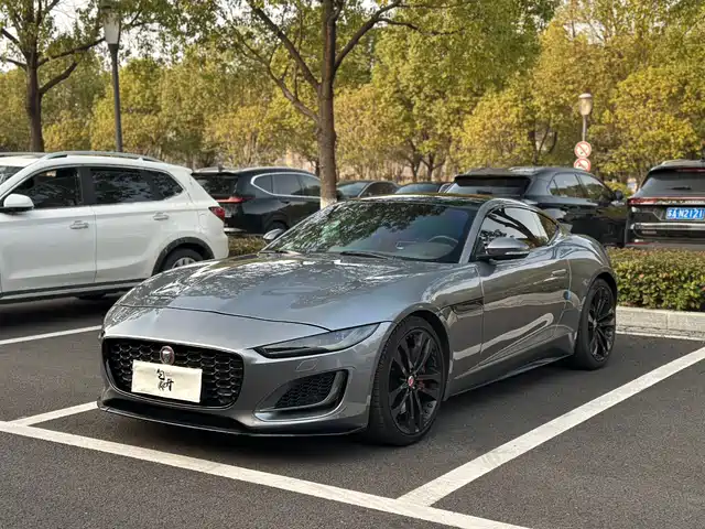  Jaguar Jaguar F-TYPE 2022 P300 Hardtop R-DYNAMIC BLACK