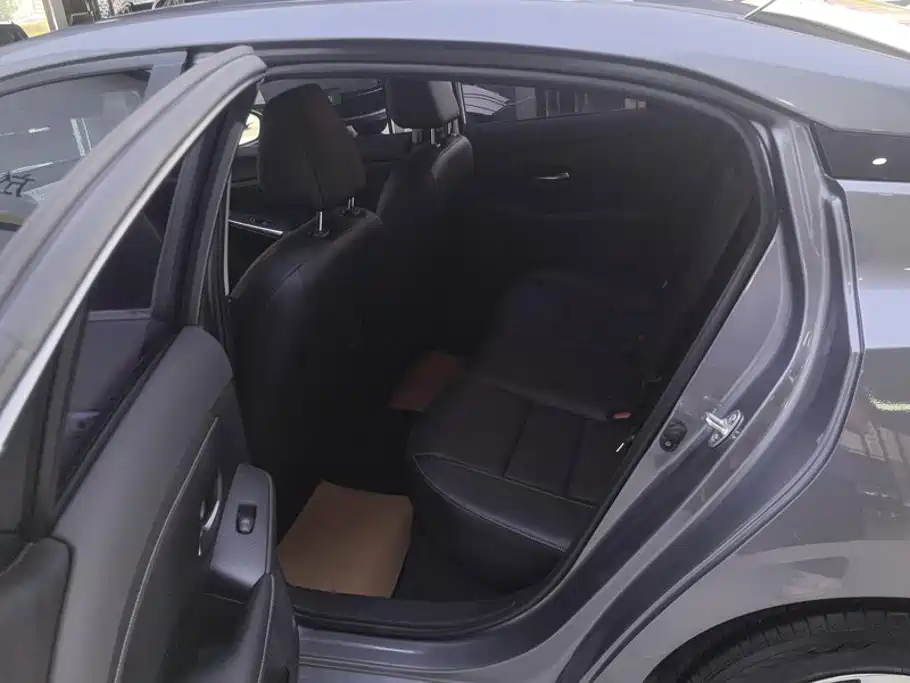 Nissan SYLPHY, миниатюра 11