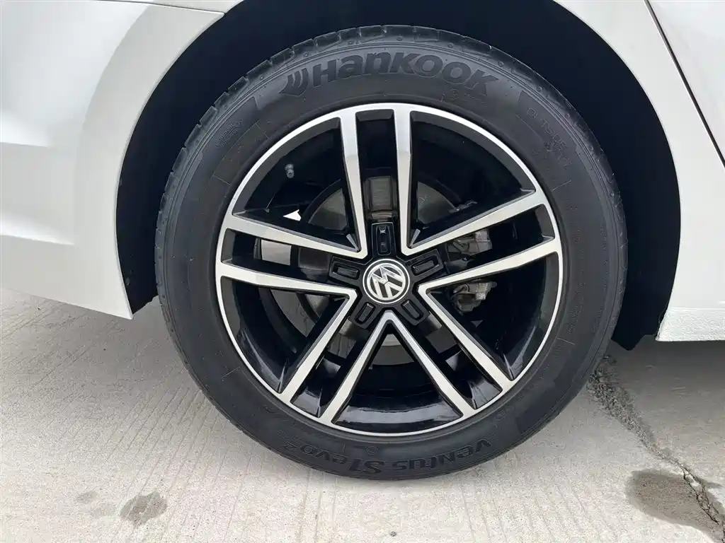 Volkswagen Lamando 2021 Facelift 280TSI DSG Comfort Edition фото 18