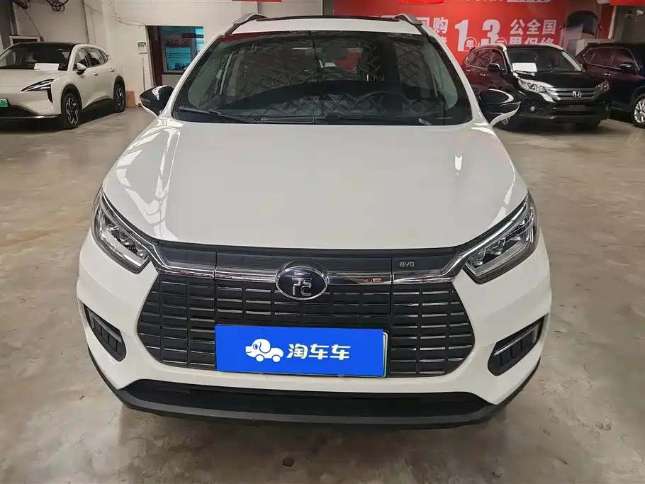 BYD Yuan New Energy 2019 EV360 Smart Connect Edition фото 2