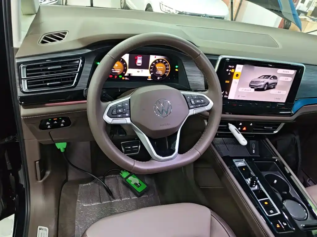 Volkswagen Viloran 2025 2024 380TSI Prestige Edition