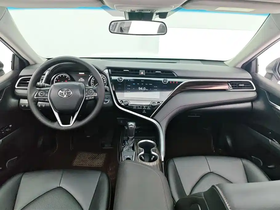 Toyota Camry 2019 Facelift 2.0G Luxury Edition фото 12