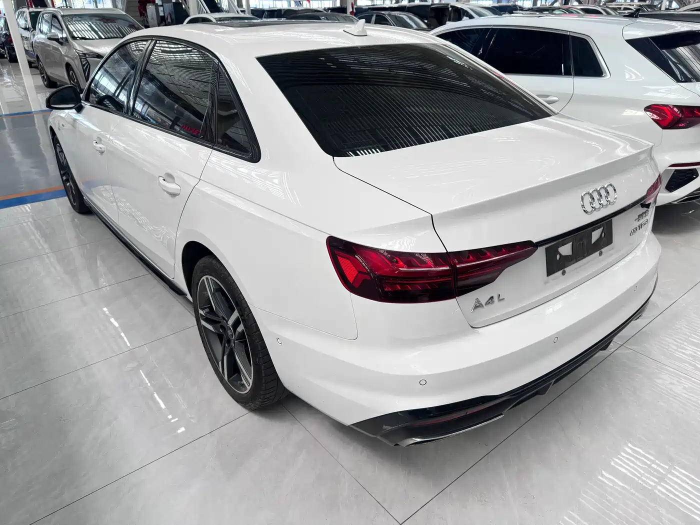 Audi A4L 2022 40 TFSI Luxury Dynamic фото 14