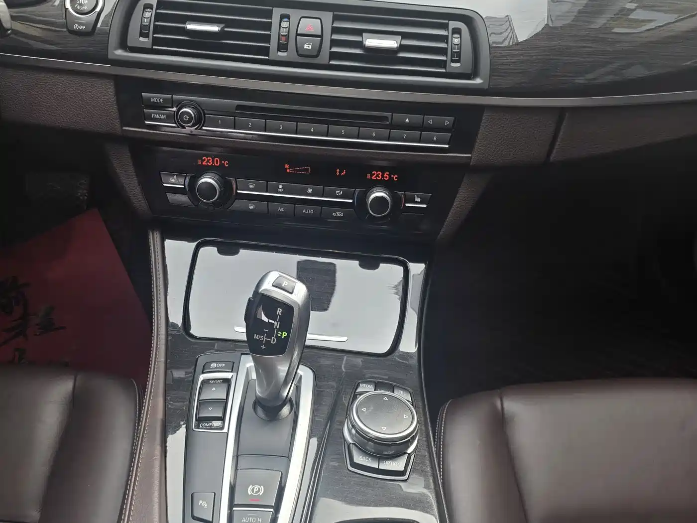 BMW 5 Series 2014 525Li Luxury Design Package фото 7