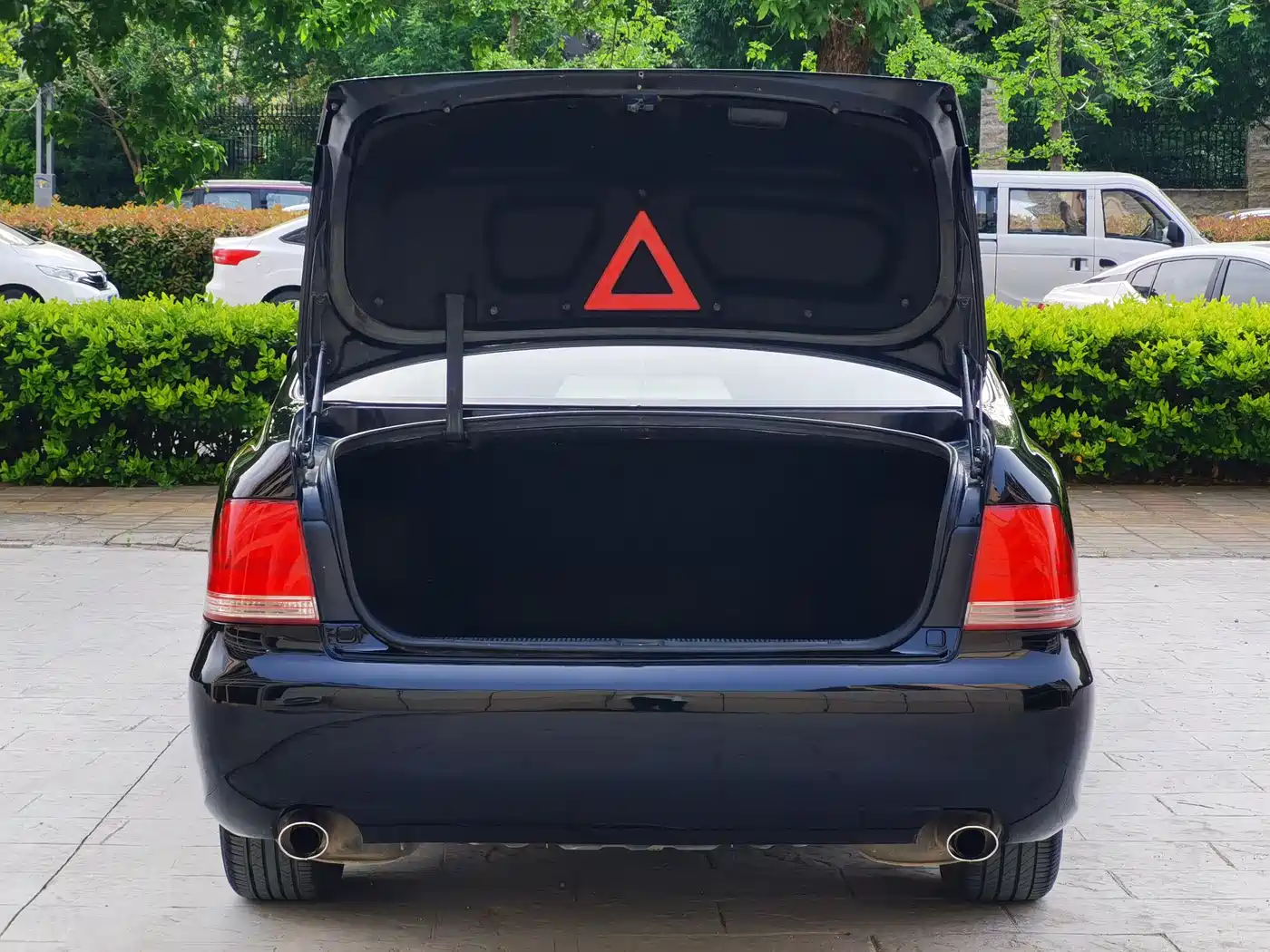 Toyota Crown 2011 2.5L Royal Leather Sunroof Special Edition фото 23