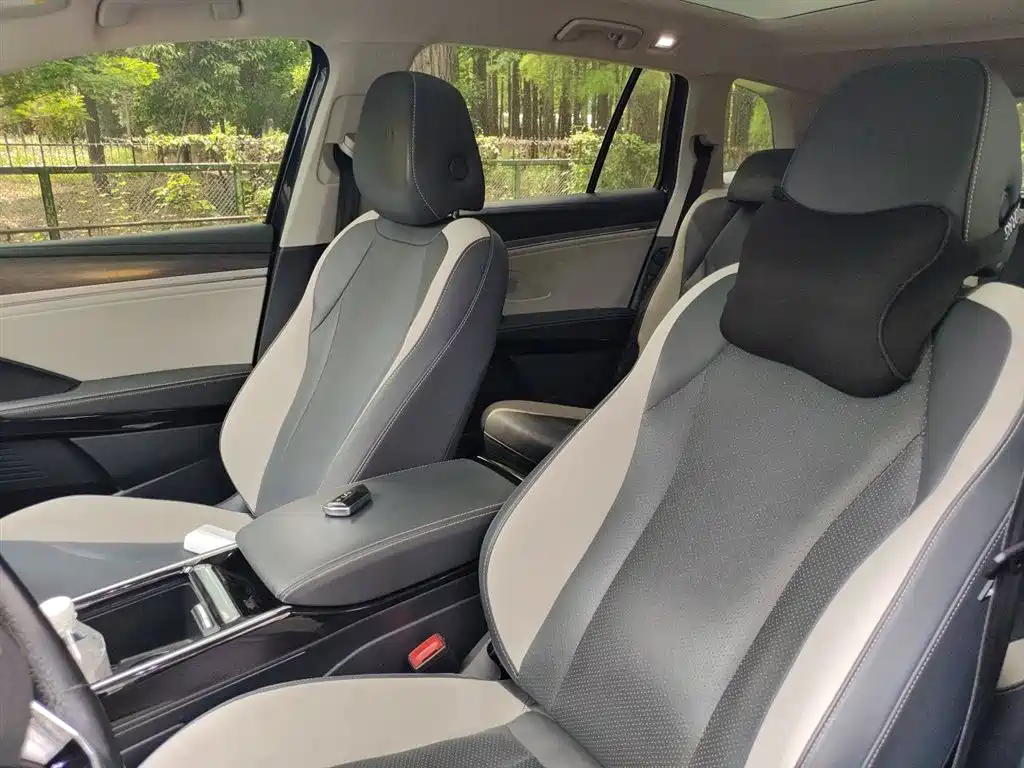 Volkswagen ID.6 CROZZ 2022 Long Range PURE+ Edition фото 8