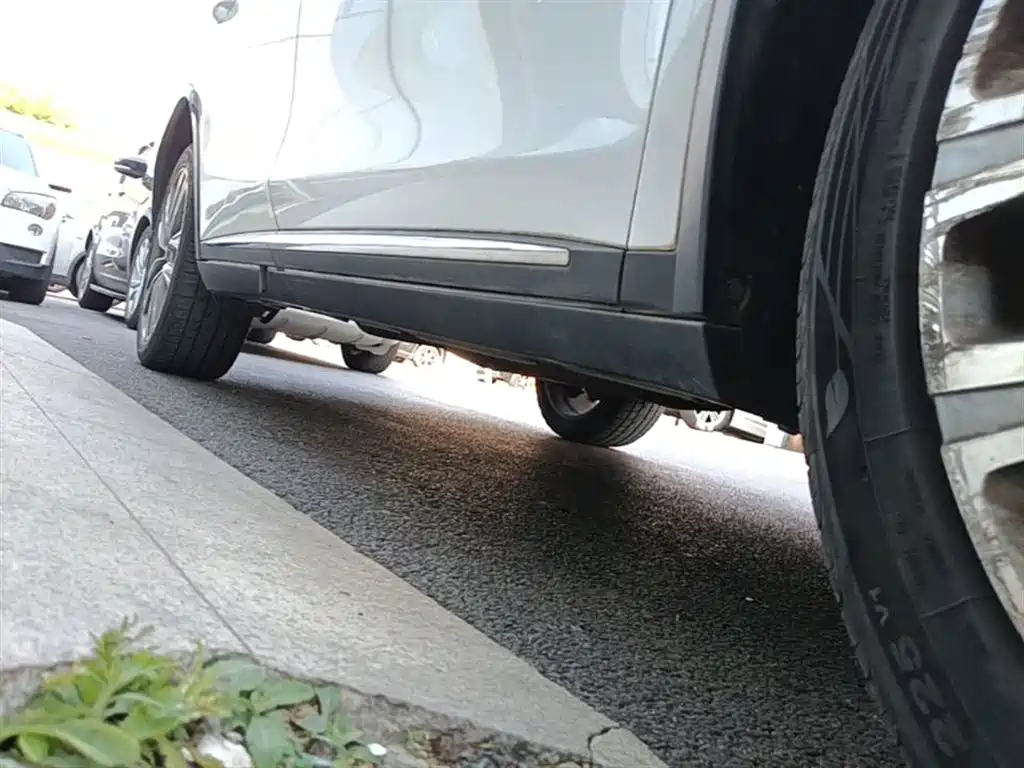 BYD Tang 2019 2.0T Automatic Smart Connect Honor 7-seater China VI фото 21