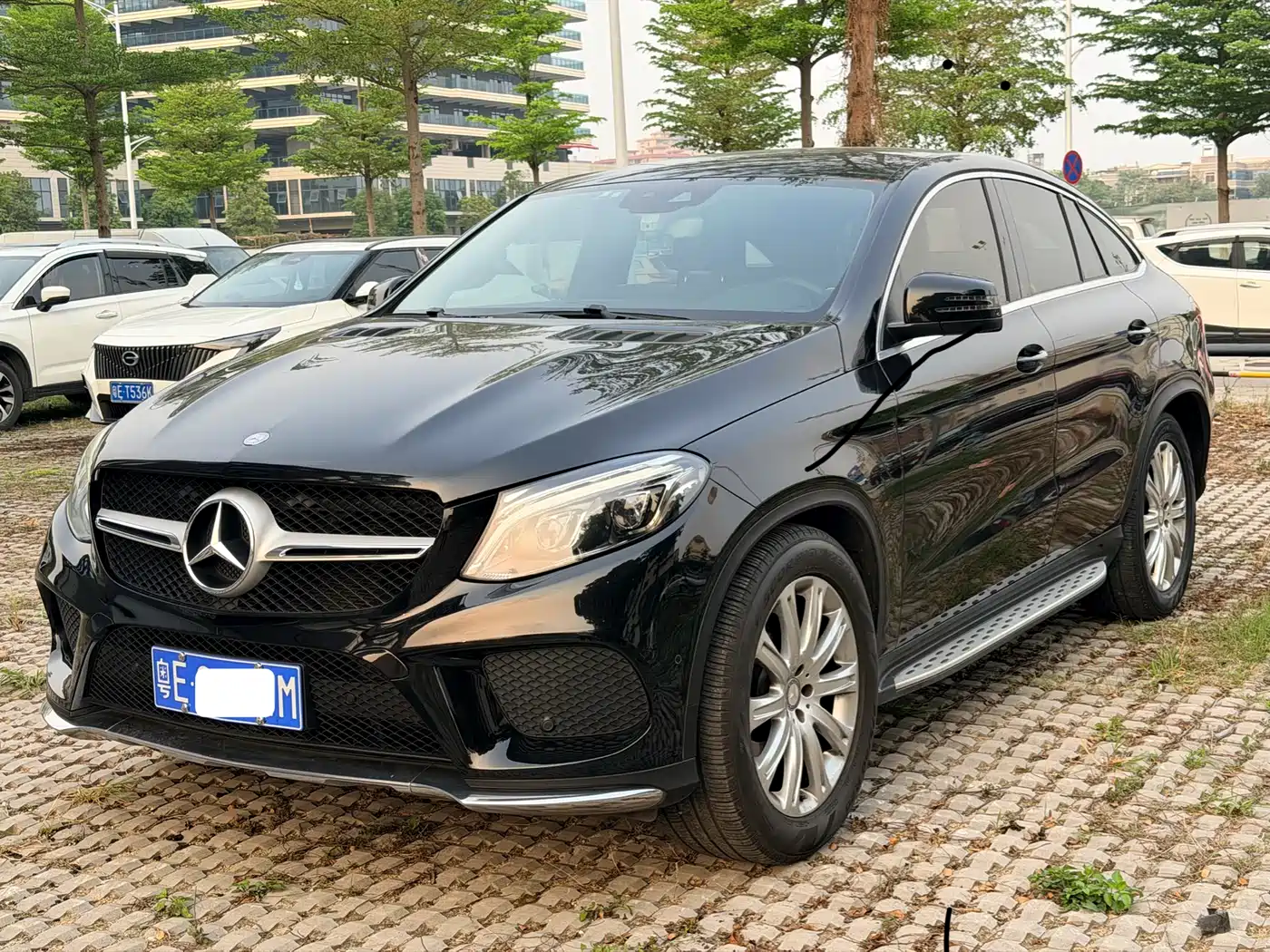 Mercedes-Benz GLE Coupe 2015 GLE 320 4MATIC Coupe SUV