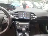 Photo 13 - Peugeot 308S