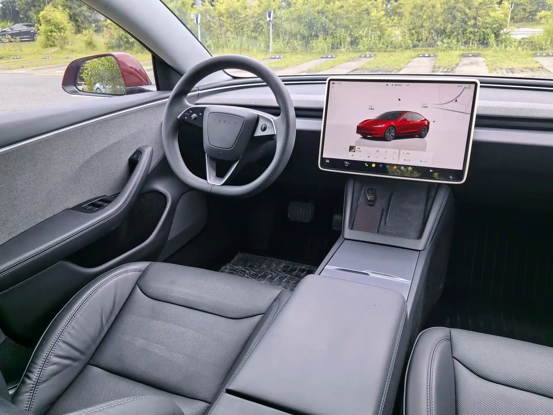 Фото 7 - Tesla Model 3