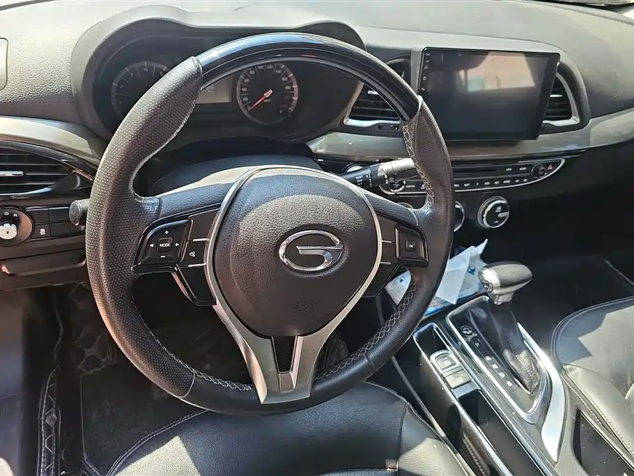 GAC Trumpchi Trumpchi GA6 2016 235T DCT Elite Edition фото 14