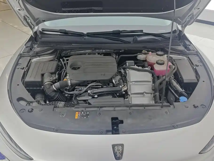 Roewe D7 2024 2025 DMH 125km World Champion Edition