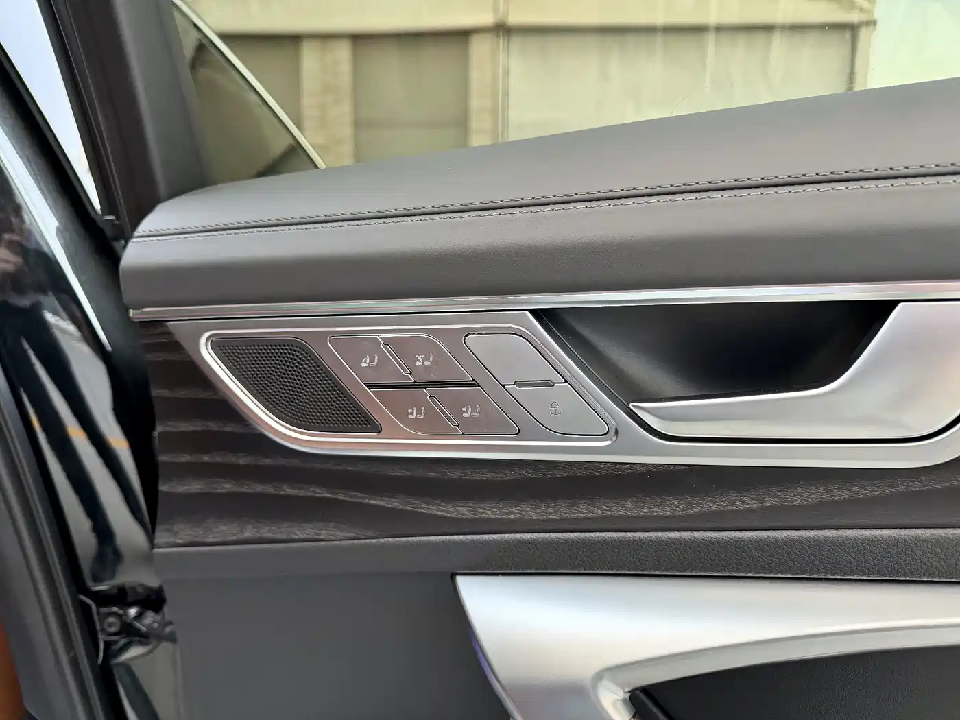 Audi A6L 2024 45 TFSI quattro Exclusive Elegance фото 16