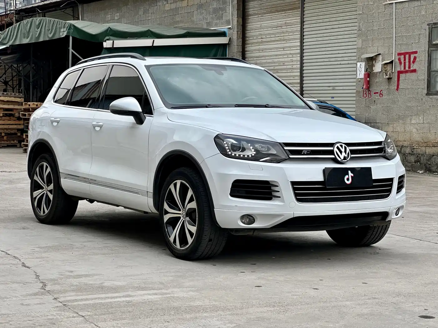 Volkswagen Touareg 2011 3.0TSI Comfort фото 3