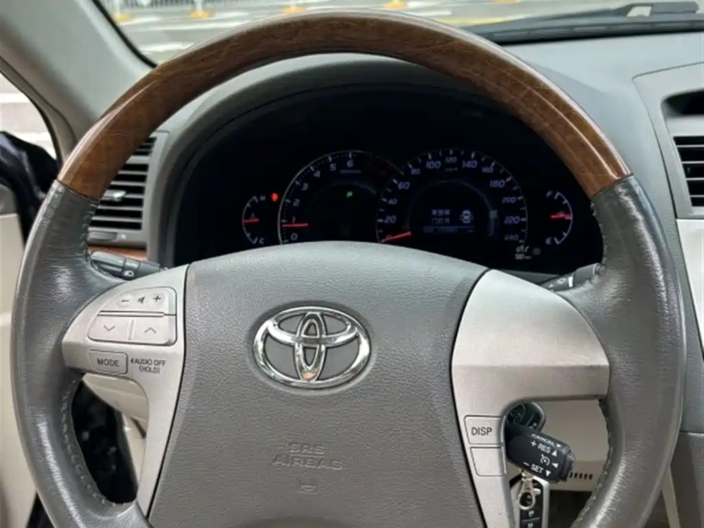 Toyota Camry 2010 240HG Luxury фото 9