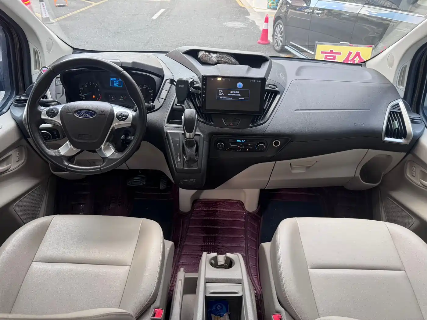 Ford Tourneo 2017 2.0T Automatic Smart Elite Edition фото 10