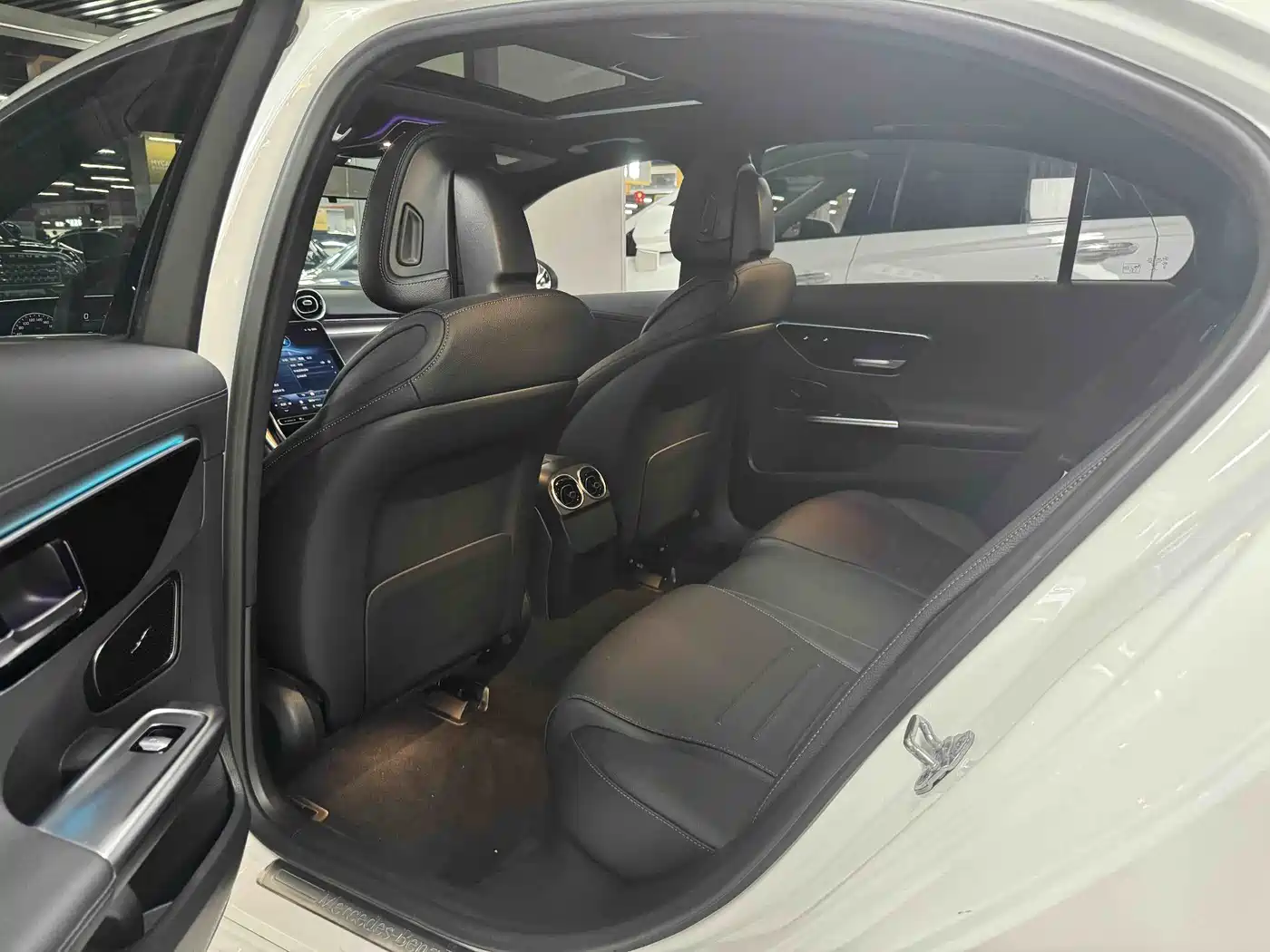 Mercedes-Benz C-Class 2022 C 200 L Sport Version фото 11