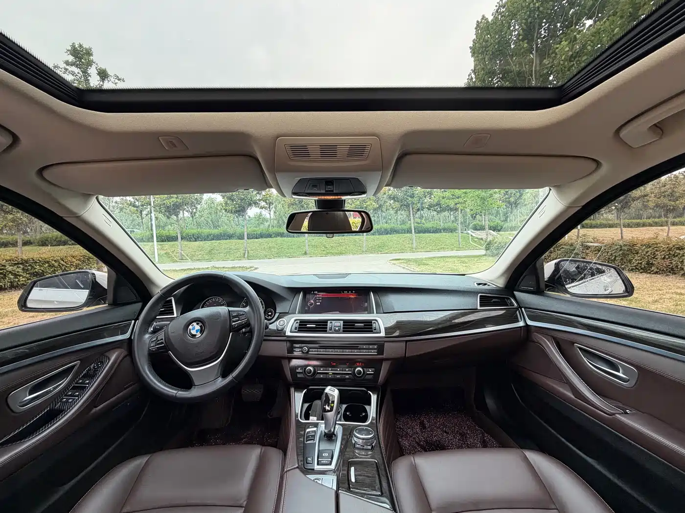 BMW 5 Series 2014 525Li Luxury Design Package фото 5