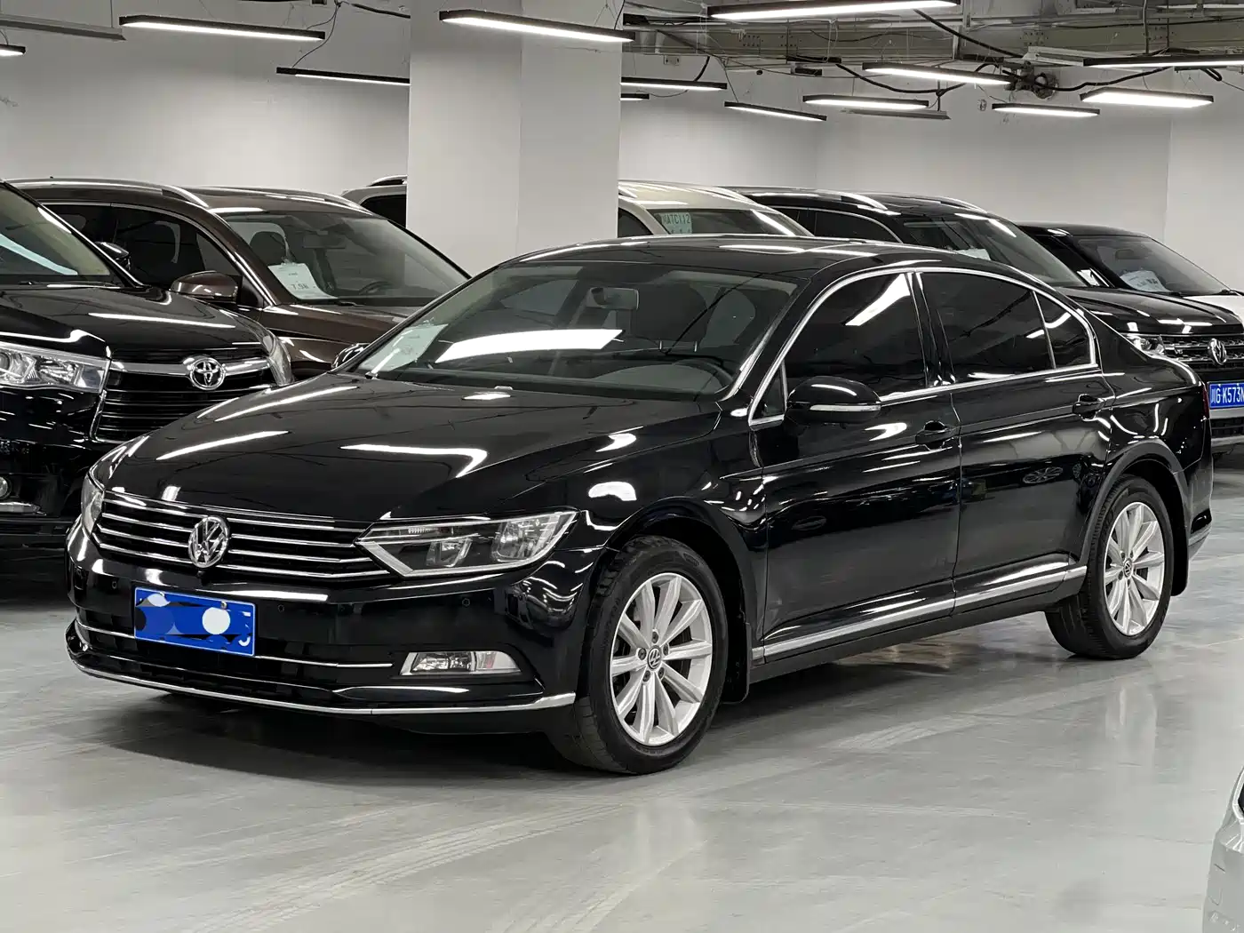 Volkswagen Magotan 2017 330TSI DSG Leading